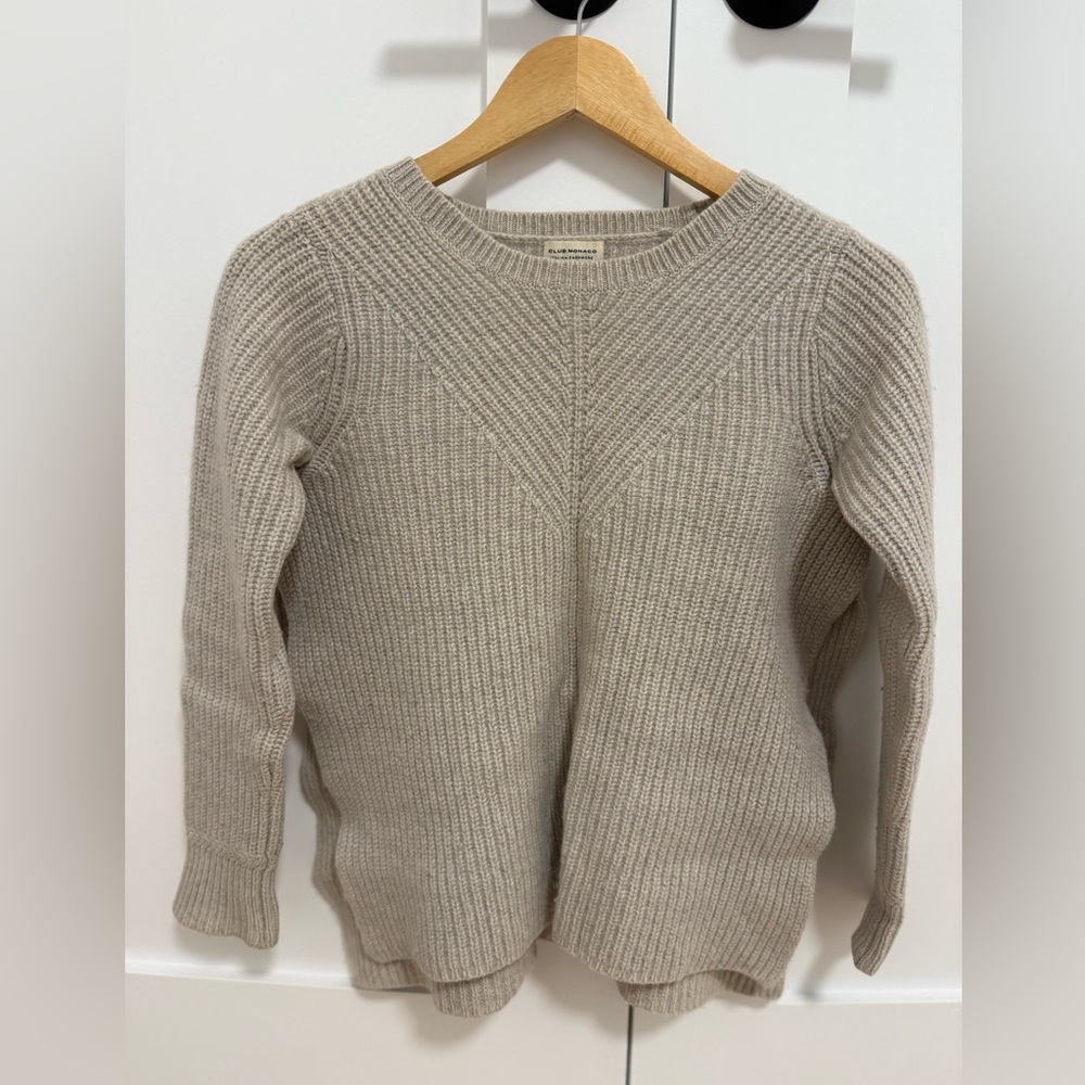 thick 100% Cashmere sweater